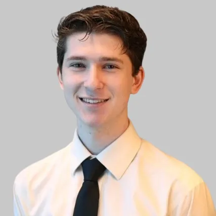 Seth Collins headshot